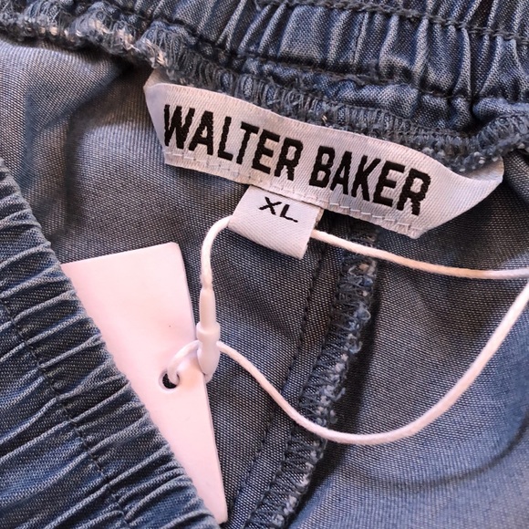 ✈️Walter Baker Sophia Medium Wash lightweight silky feel denim joggers - Picture 9 of 10